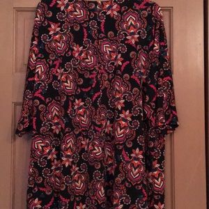 LuLaRoe.  Small.  Lindsay